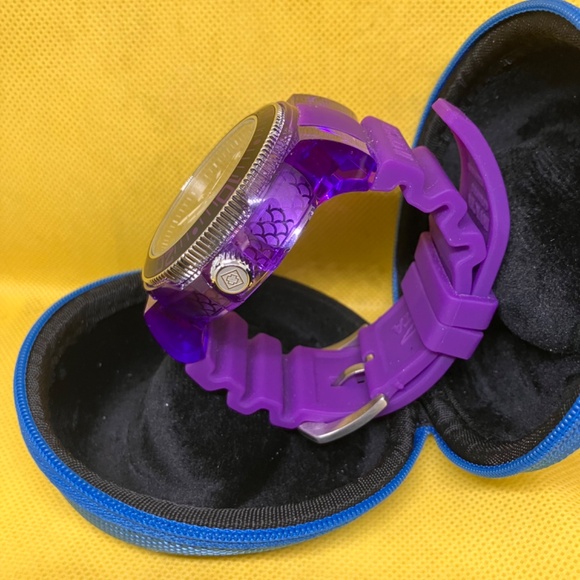 Invicta Pro Diver Men’s Diver Watch (35194) - Picture 2 of 6